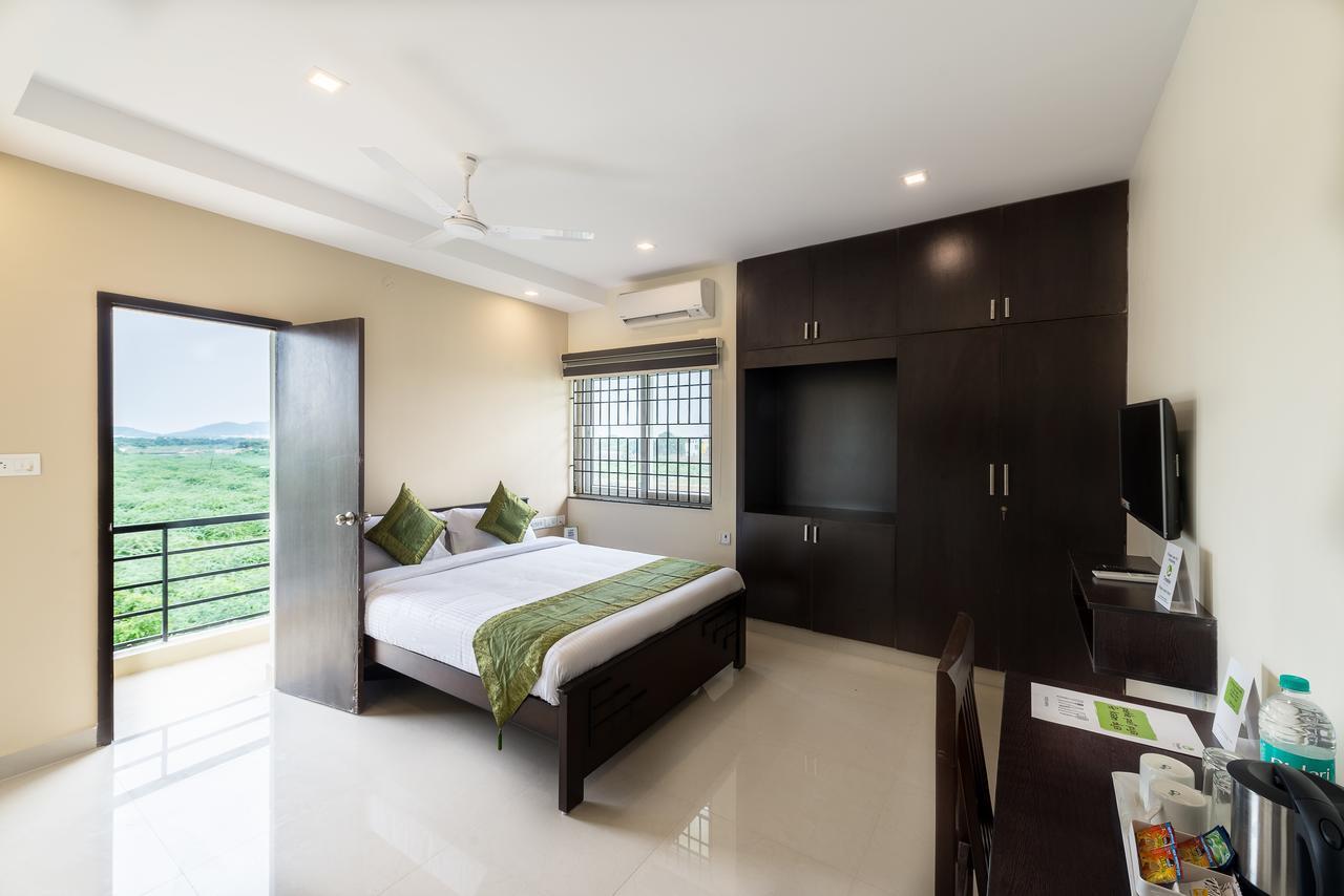 Treebo Adin Residence Chennai Trade Centre 3*